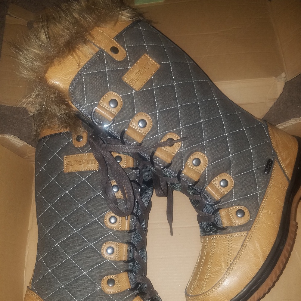SUPERFIT DESTINY WINTER BOOTS WATERPROOF LIKE NEW